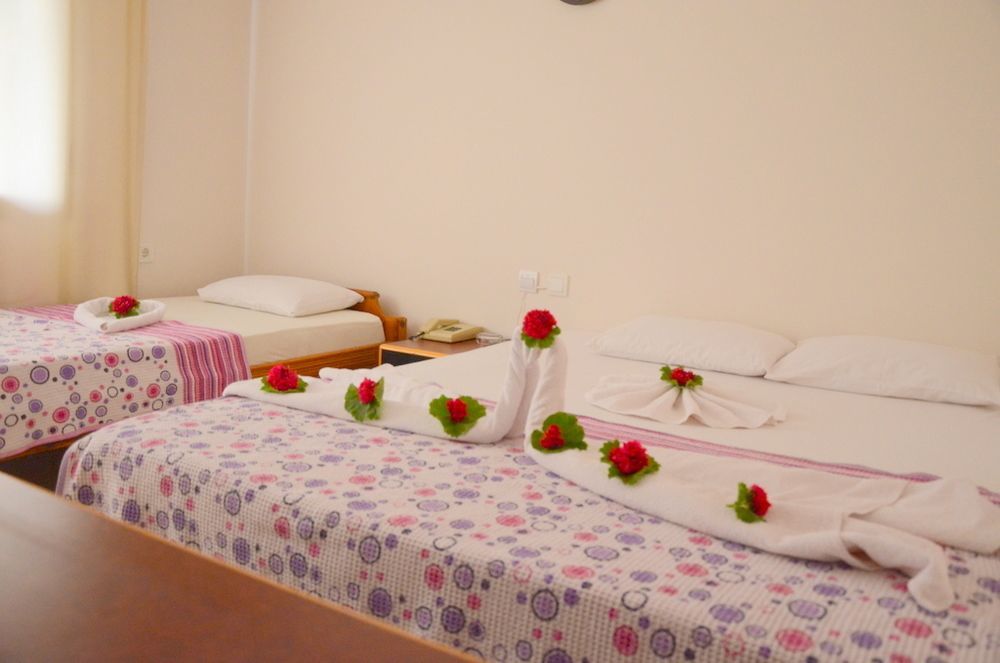 Dilek Hotel Menderes Exteriör bild